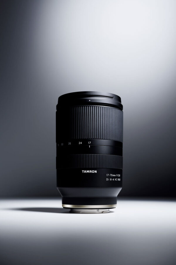 Tamron 17-70mm f/2.8 Di III-A VC RXD