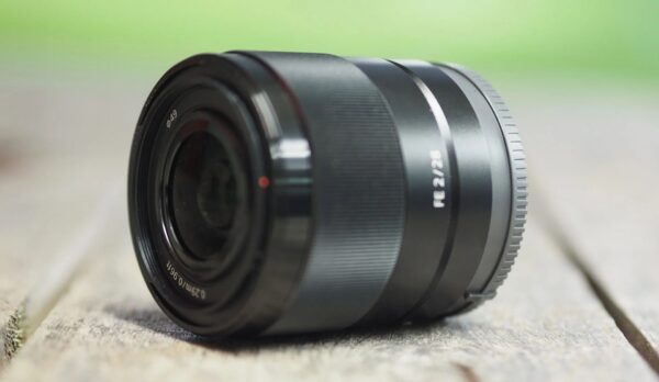 Sony FE 28mm f/2