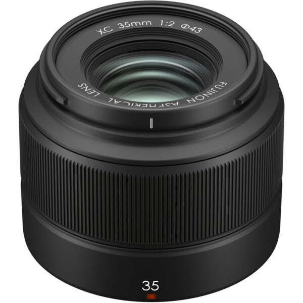 FUJIFILM XC 35mm f/2